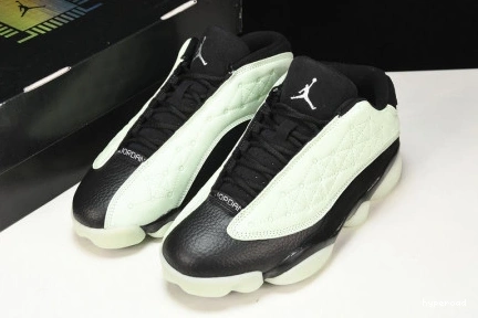 Hyperoad (2021) SINGLE'S AIR JORDAN RETRO DAY LOW 13 1202